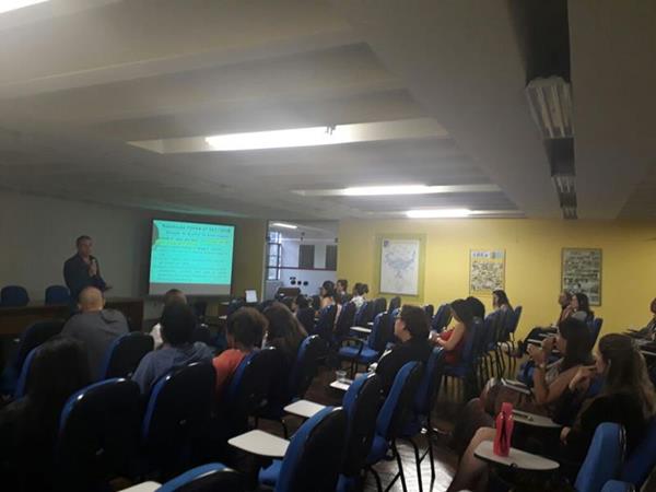 Fórum de Discussão sobre Autonomia no Cuidado de Lesões Cutâneas
